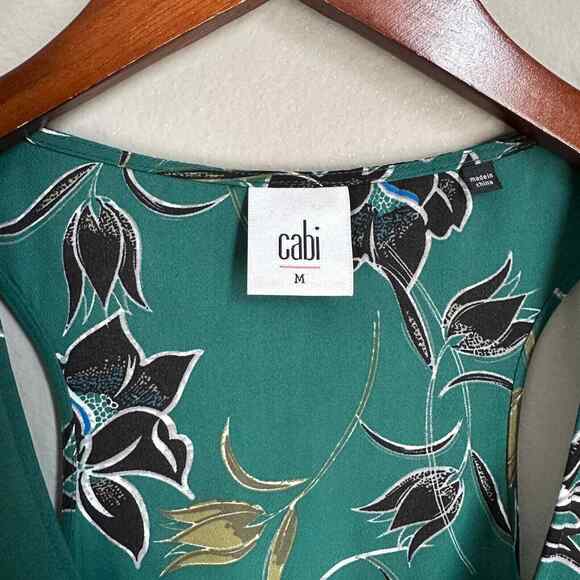 Cabi #3276 Falling Flowers Sleeveless Blouse Green Peplum Scoop Neck Women's M - Picture 3 of 7